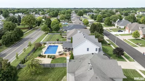 View/Area - 2721 Dickens Dr, Springfield, IL 62711 photo 3 of 11