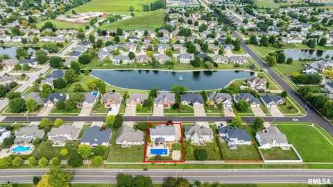 View/Area - 2721 Dickens Dr, Springfield, IL 62711 photo 1 of 11