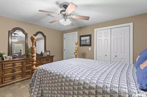Bedroom - 2721 Dickens Dr, Springfield, IL 62711 photo 10 of 13