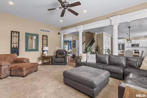 Living - 2721 Dickens Dr, Springfield, IL 62711 photo 2 of 3