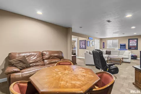 Other - 2721 Dickens Dr, Springfield, IL 62711 photo 15 of 17
