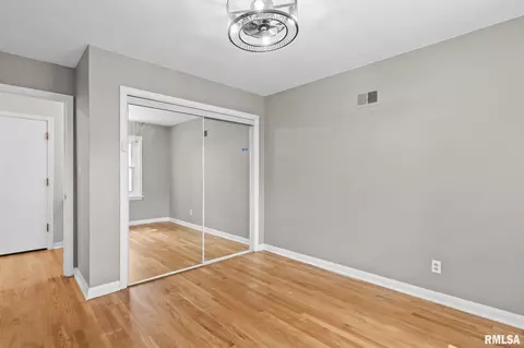 Bedroom - 940 Williams Blvd, Springfield, IL 62704 photo 5 of 13