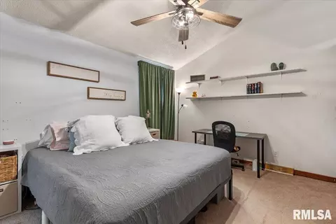 Bedroom - 1709 S College St, Springfield, IL 62704 photo 3 of 6