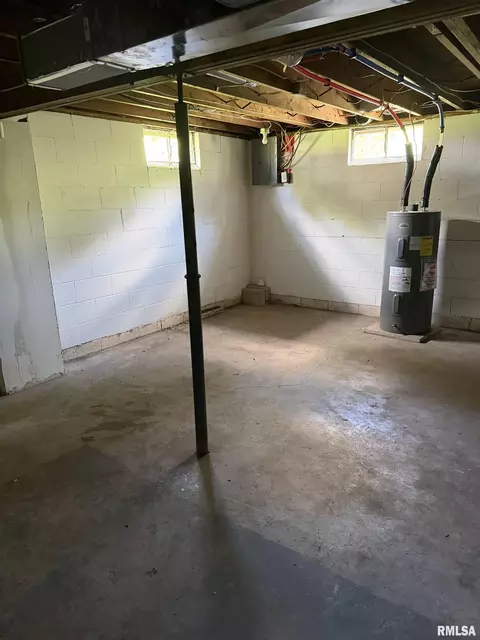 Other - 420 S 16th St, Springfield, IL 62703 photo 4 of 5