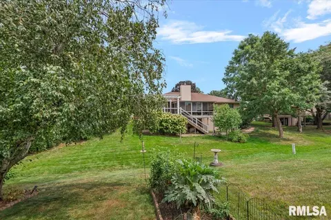 Exterior - 108 Astoria Rd, Springfield, IL 62704 photo 2 of 13