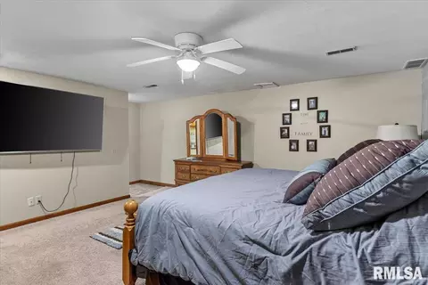 Bedroom - 108 Astoria Rd, Springfield, IL 62704 photo 3 of 6