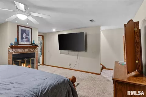 Bedroom - 108 Astoria Rd, Springfield, IL 62704 photo 5 of 6