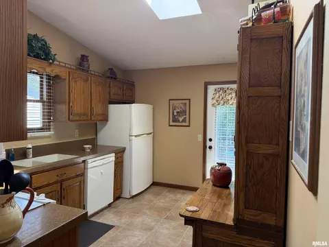 Kitchen - 108 Astoria Rd, Springfield, IL 62704 photo 3 of 3