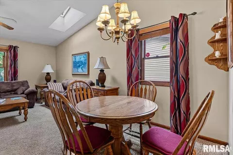 Dining - 108 Astoria Rd, Springfield, IL 62704 photo 2 of 2