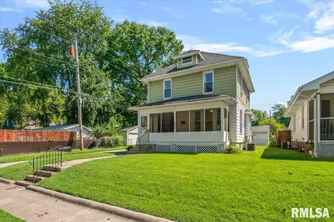 Exterior - 2620 S 9th St, Springfield, IL 62703 photo 3 of 10