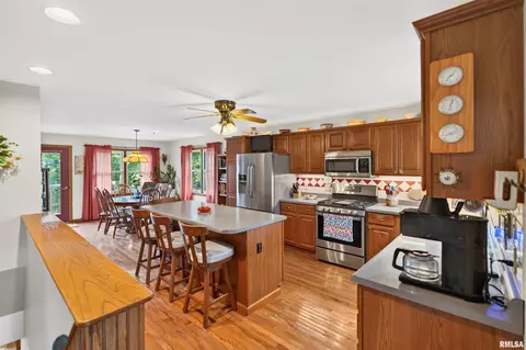 Kitchen - 1885 Central Point Rd, Cantrall, IL 62625 photo 1 of 3