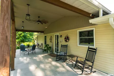Exterior - 1885 Central Point Rd, Cantrall, IL 62625 photo 14 of 22