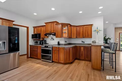Kitchen - 6708 Phlox Dr, Springfield, IL 62712 photo 1 of 5