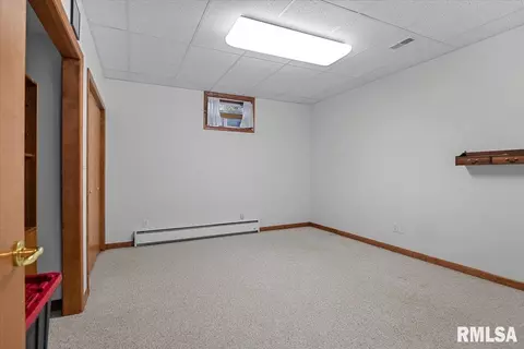 Bedroom - 6708 Phlox Dr, Springfield, IL 62712 photo 6 of 6