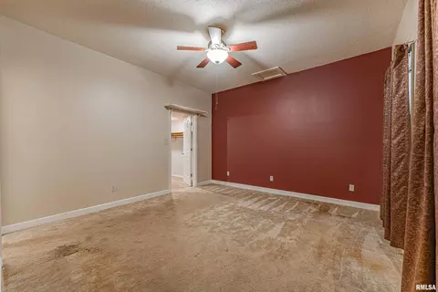 Bedroom - 603 W Jackson St, Athens, IL 62613 photo 2 of 4