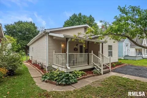 Exterior - 2004 S Pasfield St, Springfield, IL 62704 photo 1 of 6