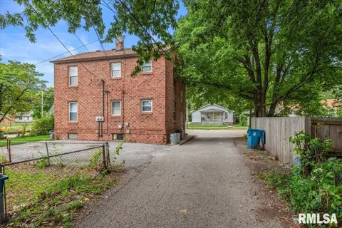 Exterior - 2004 S Pasfield St, Springfield, IL 62704 photo 6 of 6