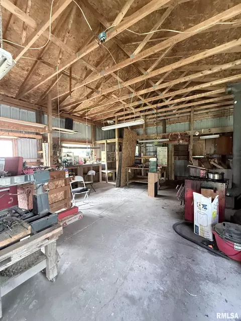 Other - 107 W Hunter St, Abingdon, IL 61410 photo 6 of 13