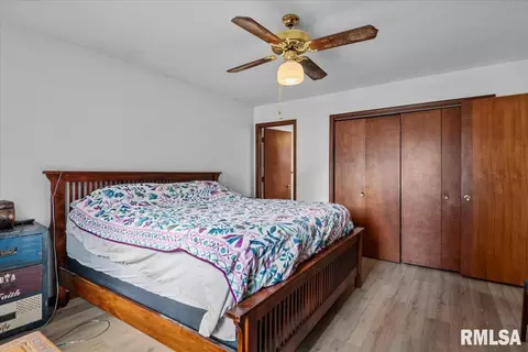 Bedroom - 3313 Branchwood Dr, Springfield, IL 62704 photo 2 of 5