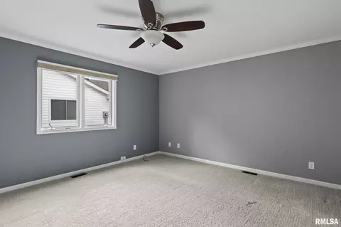 Bedroom - 3013 Cameron Dr, Springfield, IL 62704 photo 1 of 8