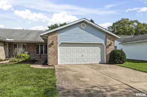 Exterior - 3013 Cameron Dr, Springfield, IL 62704 photo 1 of 6