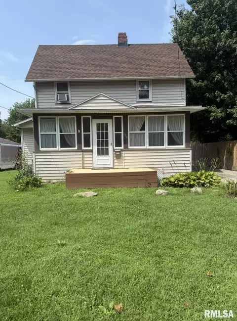 126 Fulton St, Galesburg, IL 61401