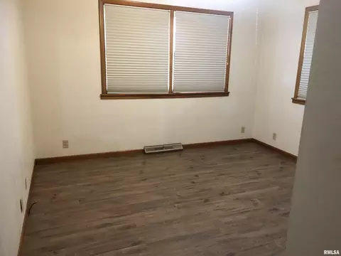 Bedroom - 5 Adloff Ln, Springfield, IL 62704 photo 5 of 5