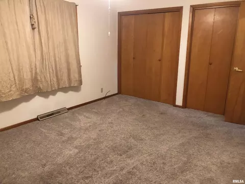 Bedroom - 5 Adloff Ln, Springfield, IL 62704 photo 1 of 5