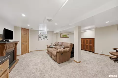 Other - 1404 12th Ave, Viola, IL 61486 photo 9 of 17