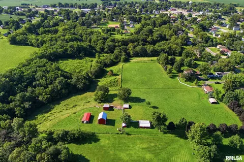View/Area - 1404 12th Ave, Viola, IL 61486 photo 1 of 9