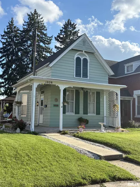 1028 Payson Ave, Quincy, IL 62301