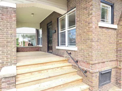 Exterior - 2028 S 4th St, Springfield, IL 62703 photo 3 of 11