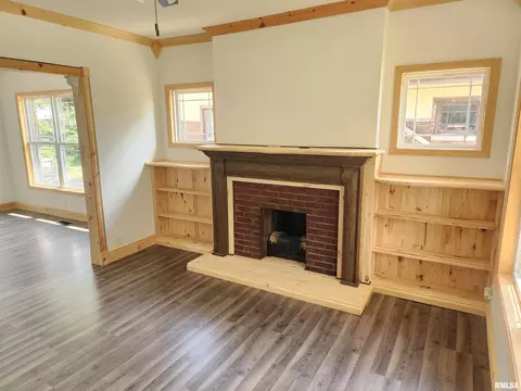 Living - 2028 S 4th St, Springfield, IL 62703 photo 1 of 12
