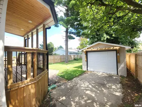 Other - 2028 S 4th St, Springfield, IL 62703 photo 2 of 19