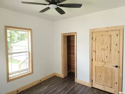 Bedroom - 2028 S 4th St, Springfield, IL 62703 photo 6 of 7
