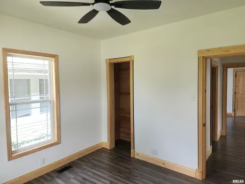 Bedroom - 2028 S 4th St, Springfield, IL 62703 photo 1 of 7