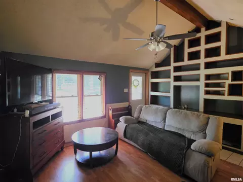 254 E Monroe, Greenview, IL 62642 photo 5
