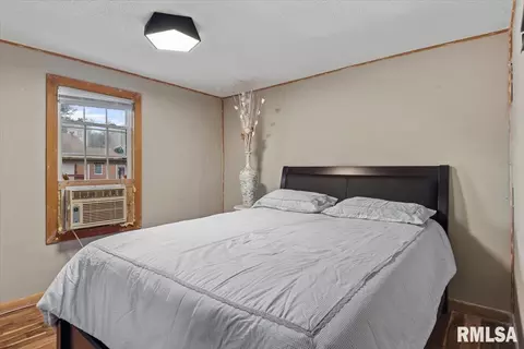 Bedroom - 1124 N Daniel Ave, Springfield, IL 62702 photo 1 of 3
