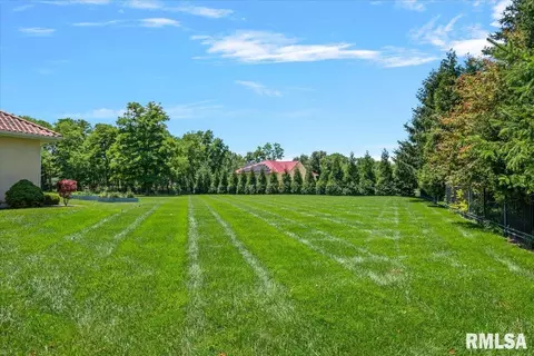 Exterior - 5405 Reserve Blvd, Springfield, IL 62711 photo 13 of 14