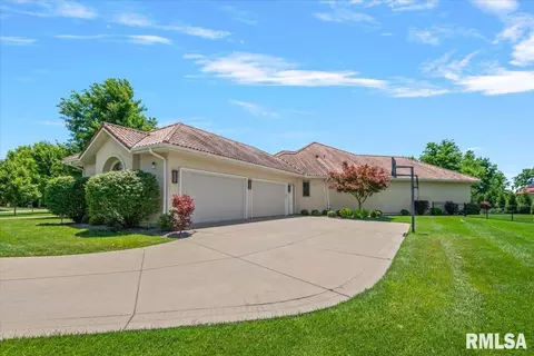 Exterior - 5405 Reserve Blvd, Springfield, IL 62711 photo 11 of 14
