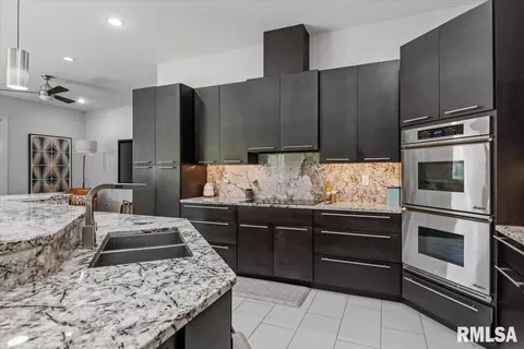 Kitchen - 5405 Reserve Blvd, Springfield, IL 62711 photo 2 of 7