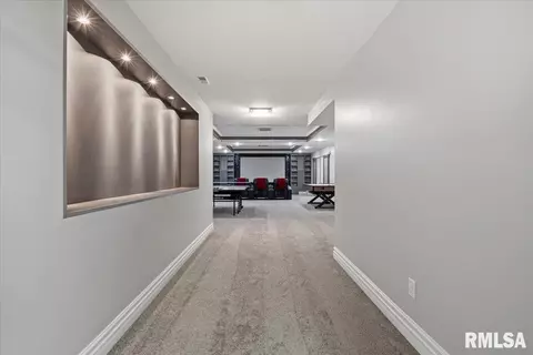 Entry Way - 5405 Reserve Blvd, Springfield, IL 62711 photo 10 of 12
