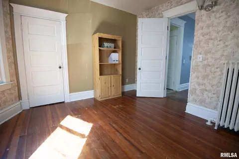 Bedroom - 815 S Douglas Ave, Springfield, IL 62704 photo 1 of 8