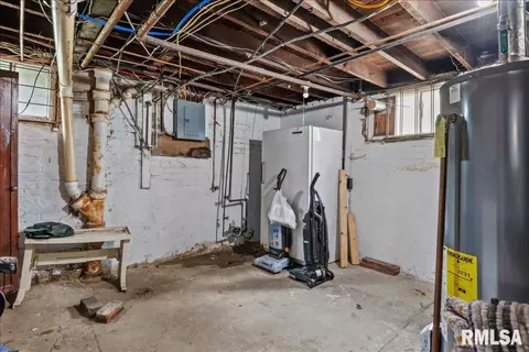 Other - 815 S Douglas Ave, Springfield, IL 62704 photo 13 of 13