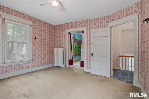 Bedroom - 815 S Douglas Ave, Springfield, IL 62704 photo 4 of 8