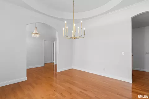 Entry Way - 2312 W Laurel Ave, Springfield, IL 62704 photo 6 of 6