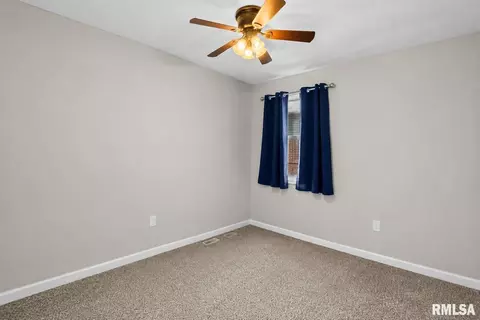 Bedroom - 2617 Kent Dr, Springfield, IL 62703 photo 8 of 8