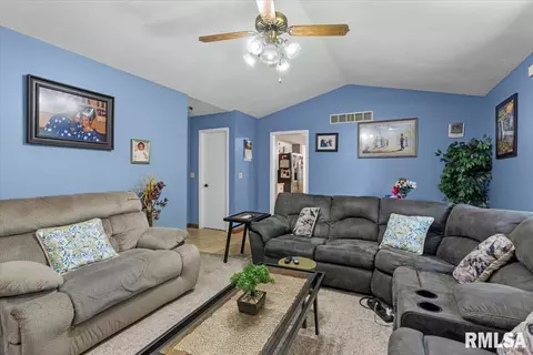 Other - 1808 Hunter Ridge Dr, Springfield, IL 62704 photo 9 of 13