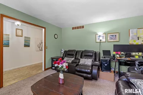 Other - 1808 Hunter Ridge Dr, Springfield, IL 62704 photo 3 of 13