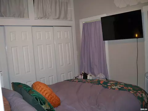 Bedroom - 500 Williams St, Springfield, IL 62704 photo 1 of 2